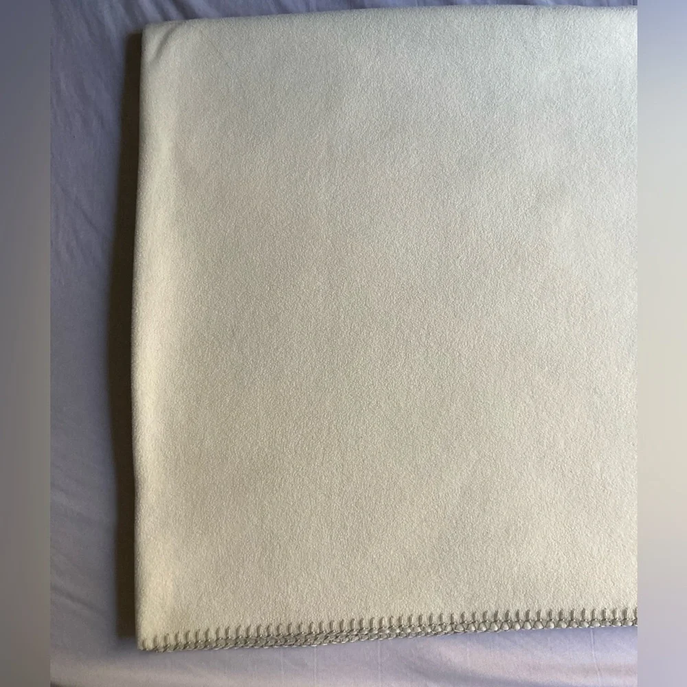 Cabela's Woodland Trail Throw Blanket 40